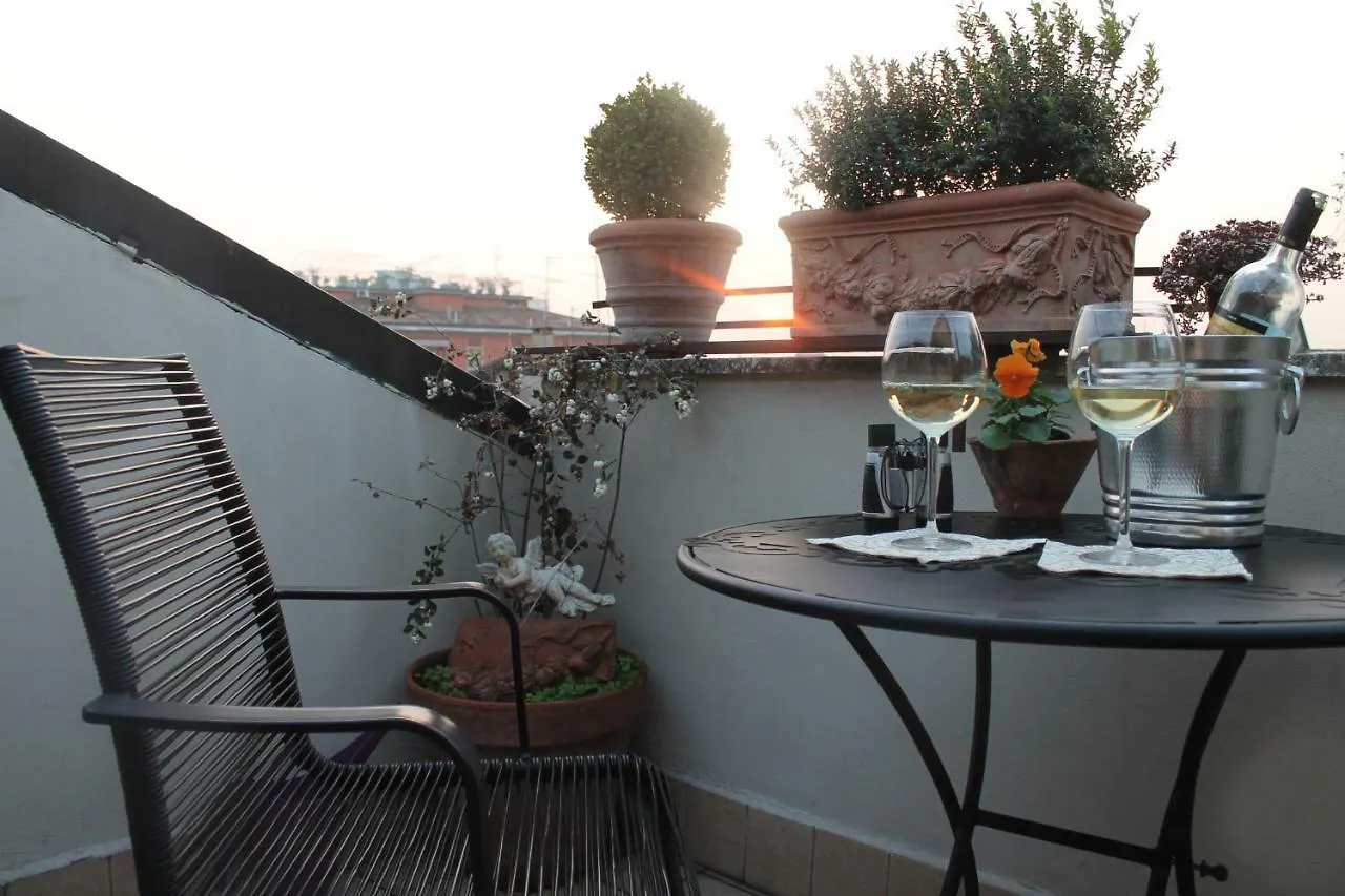 Hotel Cento Passi Dall' Arena Verona 0*,  Italia